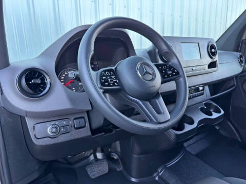 2023 Mercedes-Benz Sprinter 2500