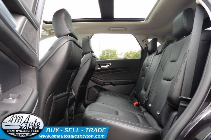 2022 Ford Edge Titanium