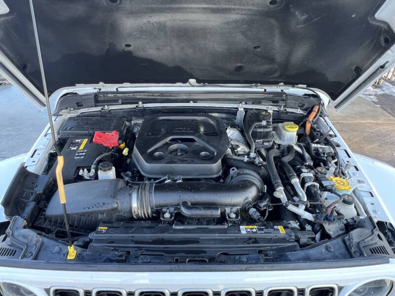 2024 Jeep Wrangler Sahara 4xe