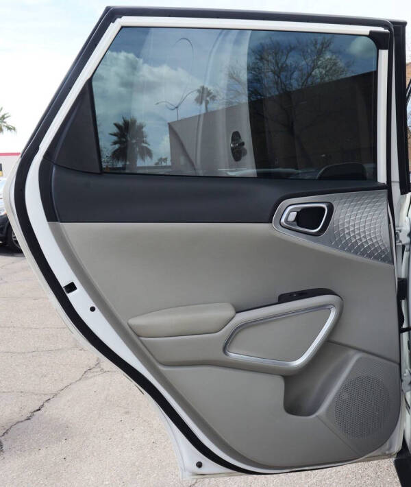 2022 Kia Soul LX