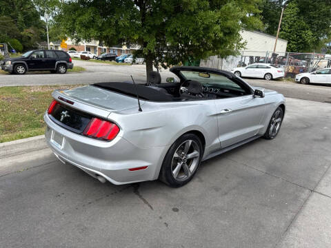 2017 Ford Mustang V6