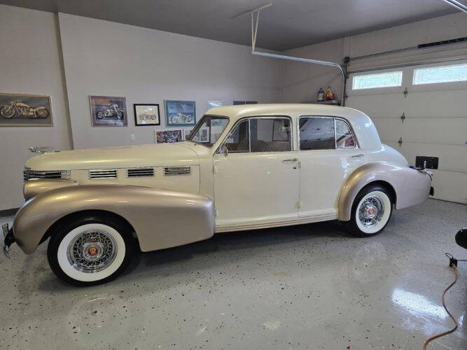 1938 Cadillac DeVille