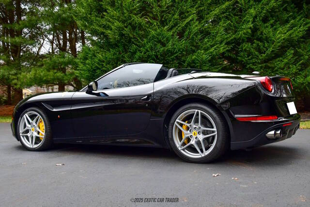 2016 Ferrari California T