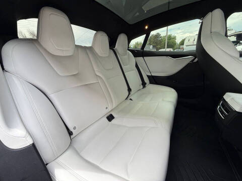 2017 Tesla Model S