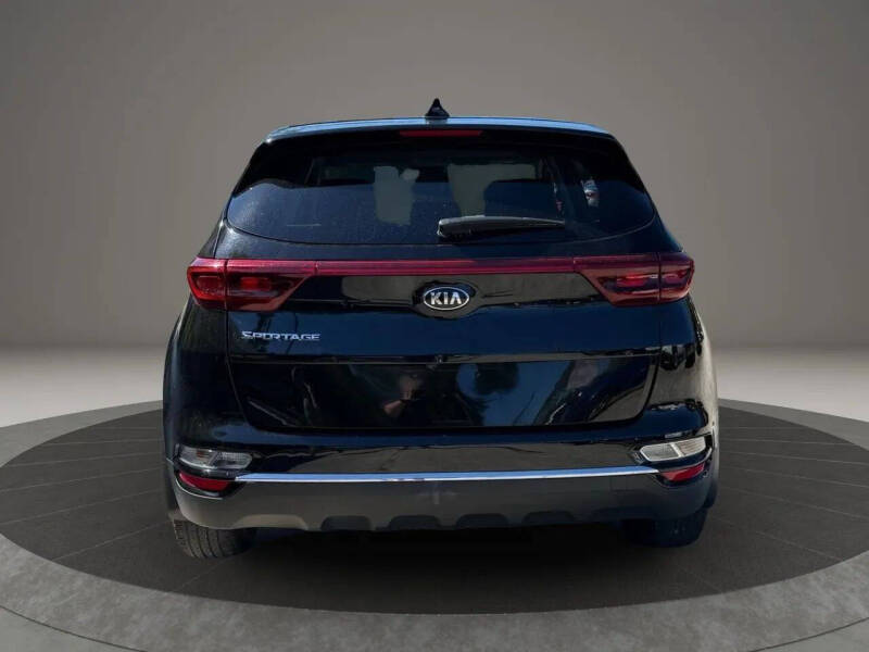 2022 Kia Sportage LX