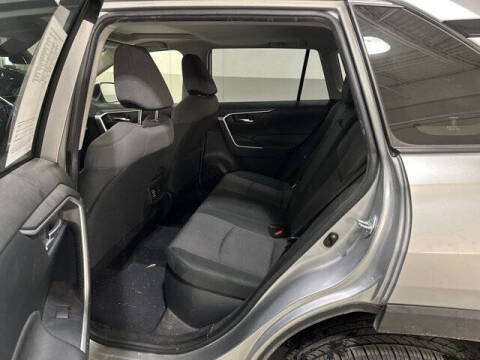 2019 Toyota RAV4 Hybrid XLE