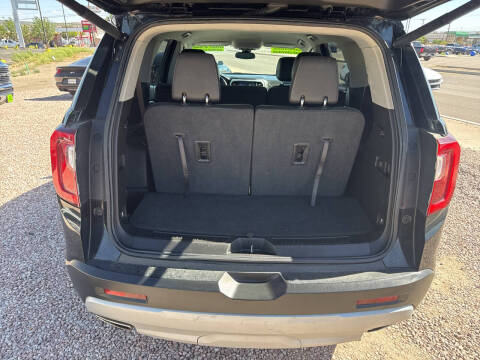 2023 GMC Acadia SLT