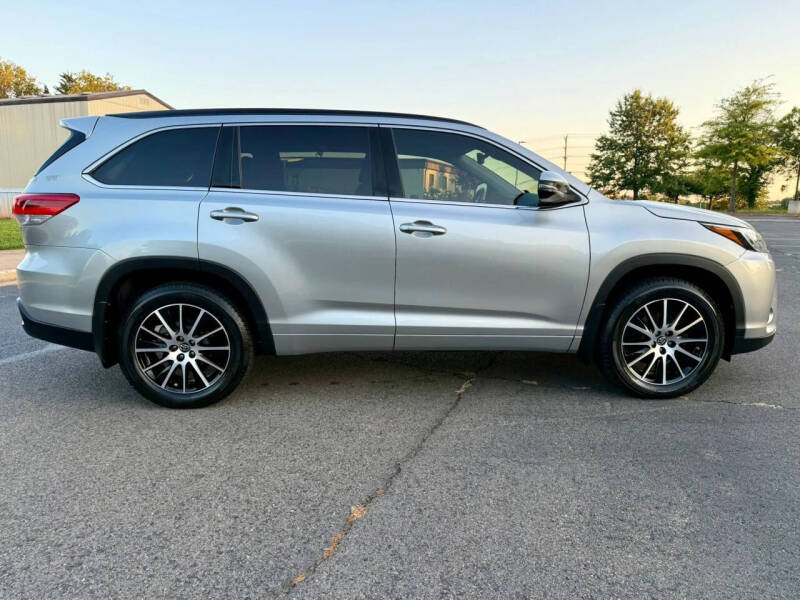 2017 Toyota Highlander