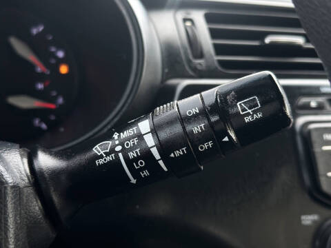 2015 Kia Rio 5-Door LX