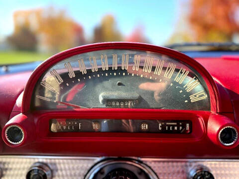 1955 Ford Thunderbird