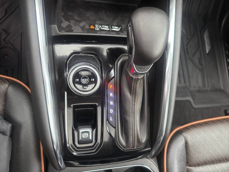 2025 GMC Canyon AT4