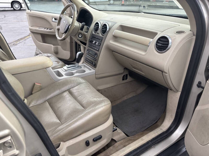 2005 Ford Freestyle SEL