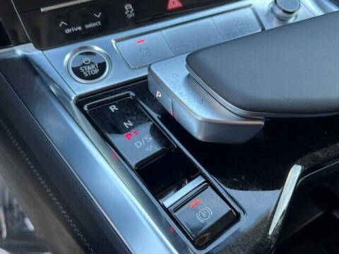 2024 Audi Q8 e-tron quattro Premium Plus