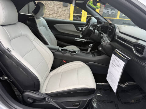 2024 Ford Mustang EcoBoost Premium