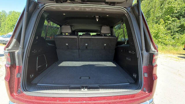 2024 Jeep Wagoneer L