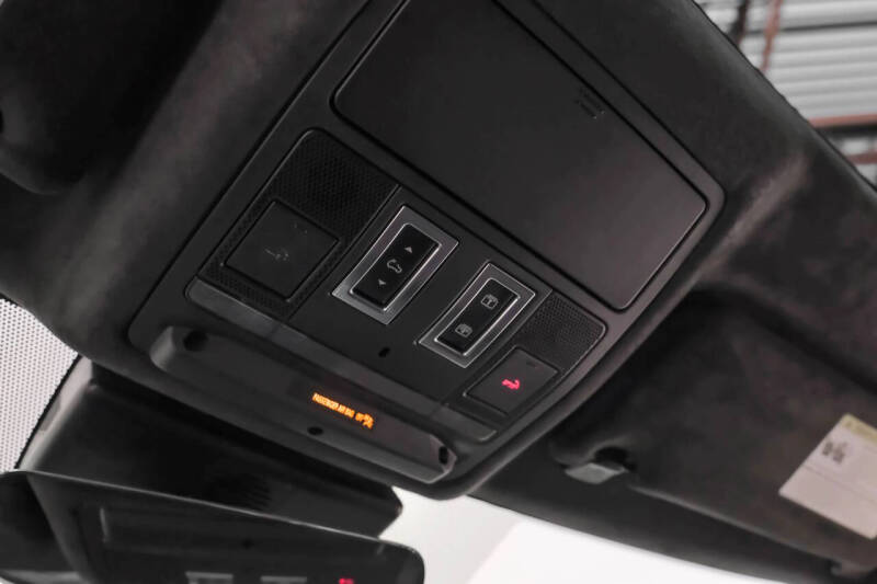 2019 Jaguar F-PACE 25t Premium