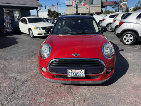 2016 MINI Hardtop 4 Door Cooper