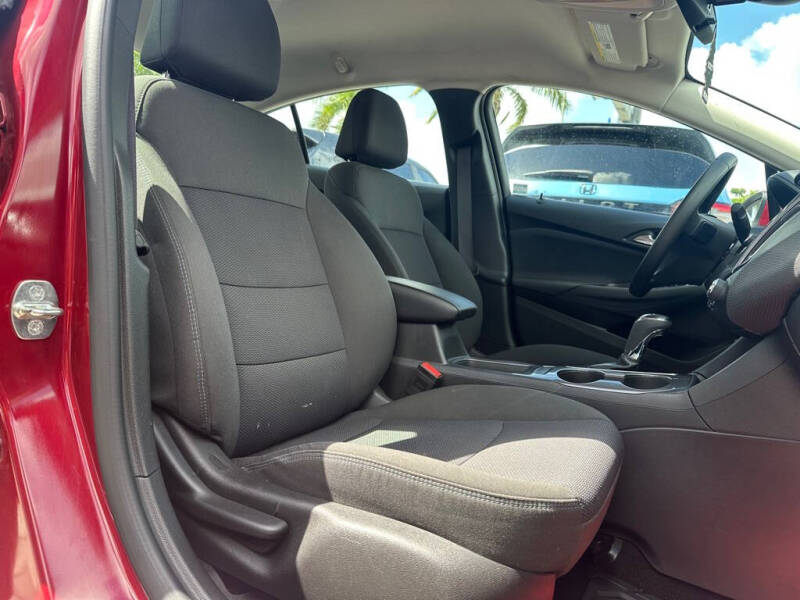 2017 Chevrolet Cruze LT Auto