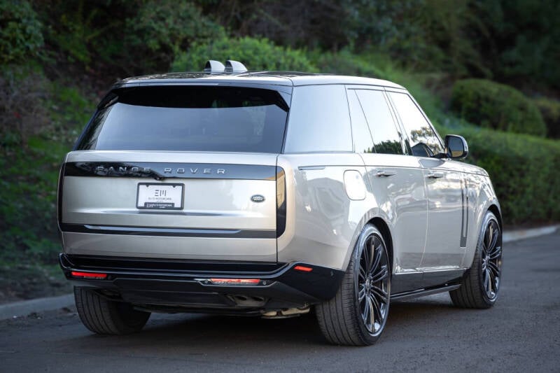 2023 Land Rover Range Rover SE photo 51