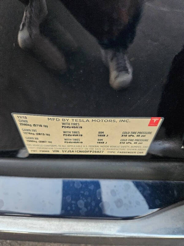 2013 Tesla Model S