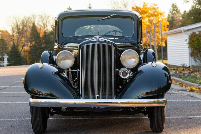 1933 Pontiac Coupe