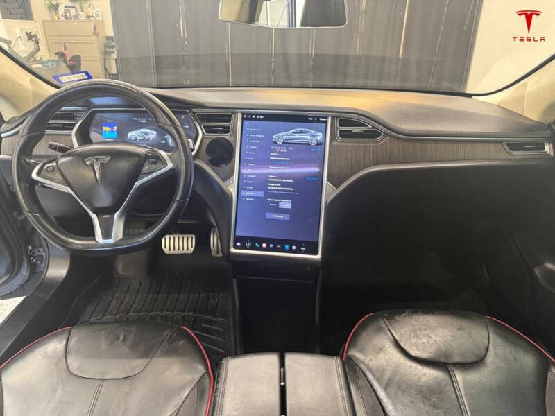 2013 Tesla Model S Performance