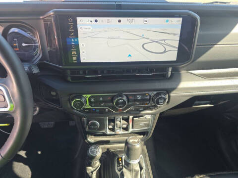 2024 Jeep Wrangler Sahara 4xe