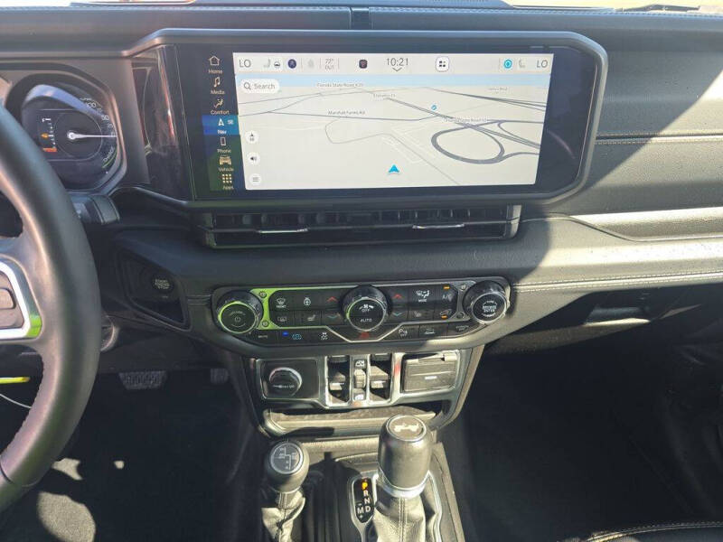 2024 Jeep Wrangler Sahara 4xe