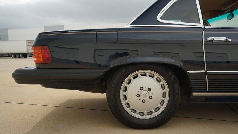 1984 Mercedes-Benz 380-Class 380 SL