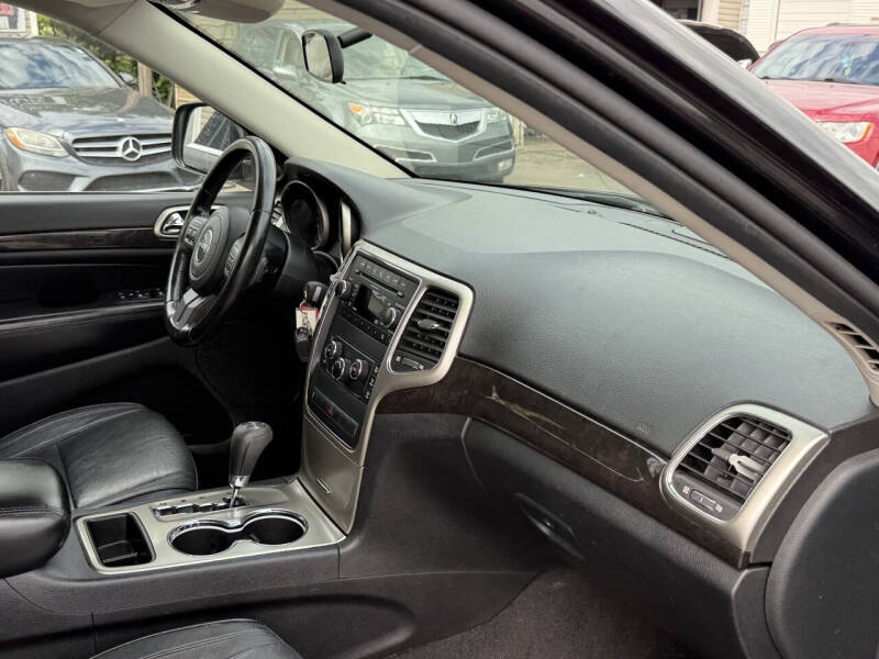 2011 Jeep Grand Cherokee Laredo