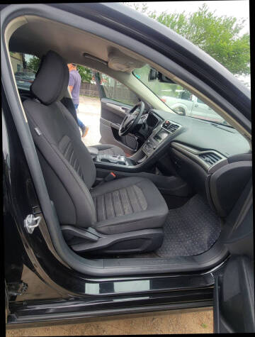2020 Ford Fusion SE
