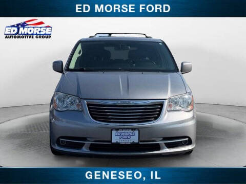 2016 Chrysler Town and Country Touring