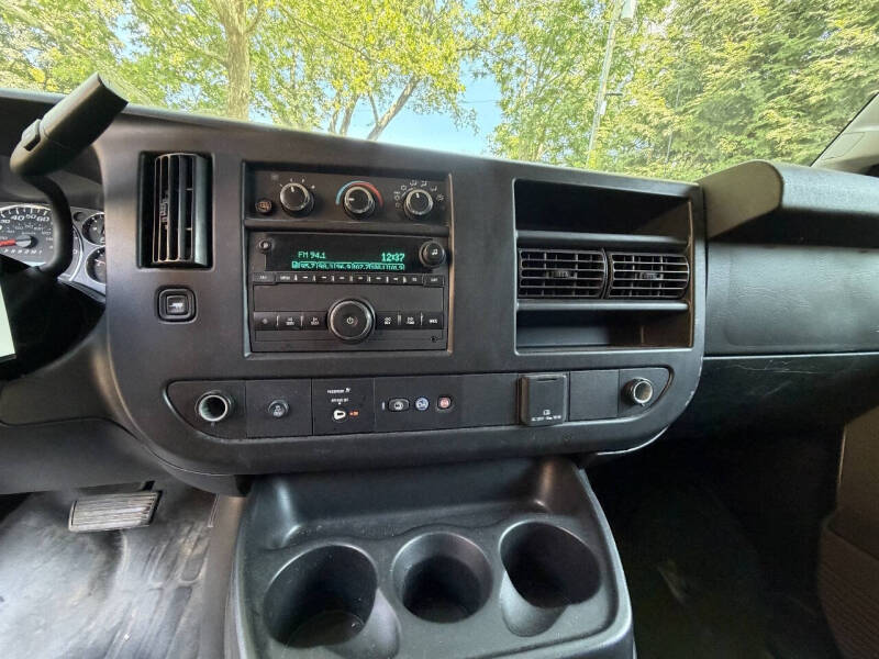 2021 Chevrolet Express 2500