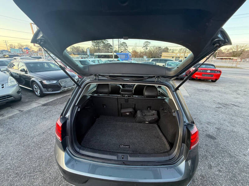 2020 Volkswagen Golf TSI