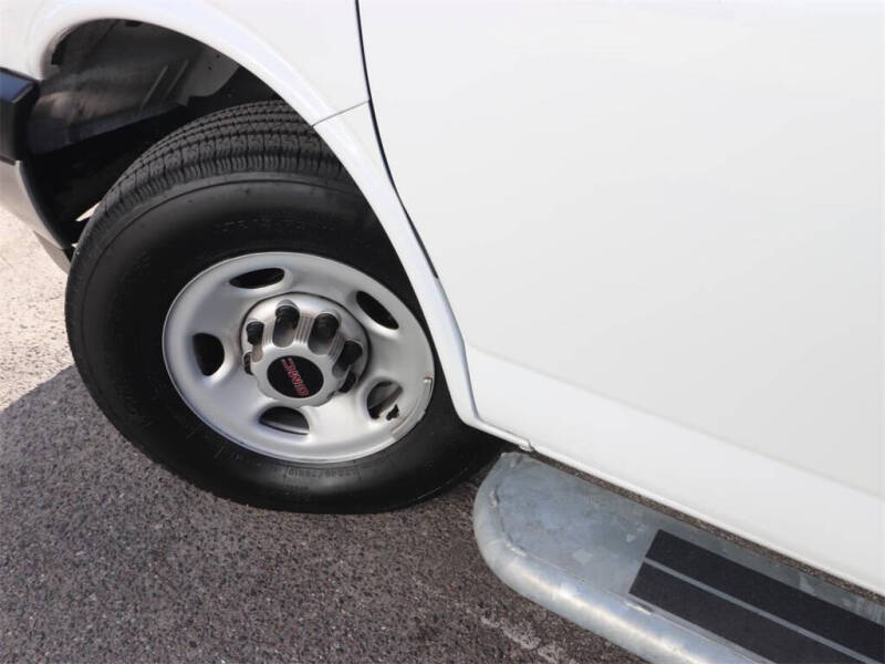 2024 GMC Savana 2500