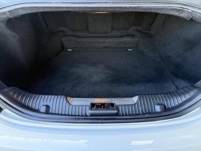 2017 Jaguar XJ R-Sport