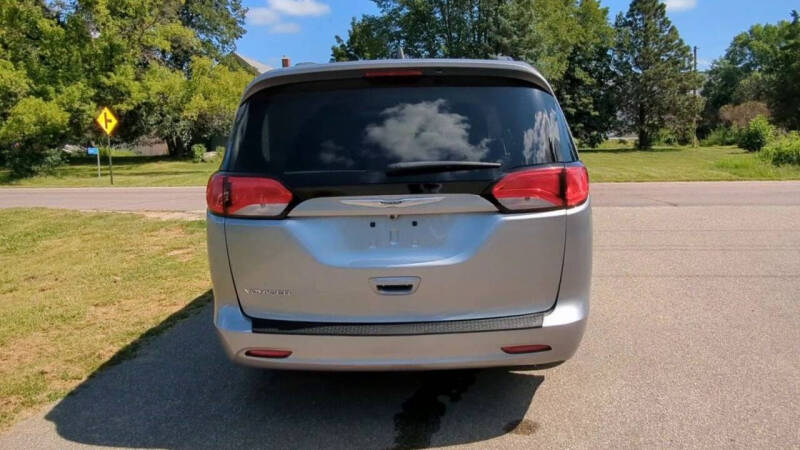 2021 Chrysler Voyager LXi