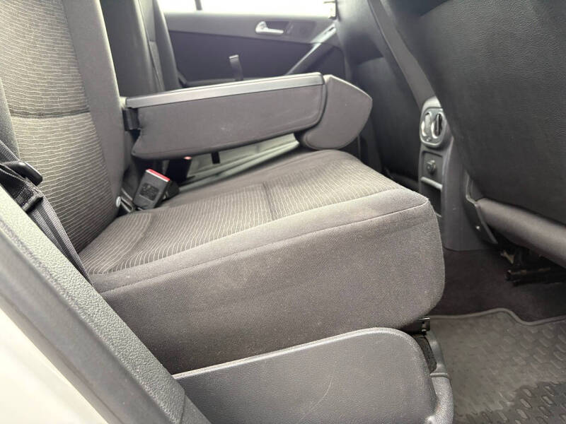 2012 Volkswagen Tiguan S 4Motion