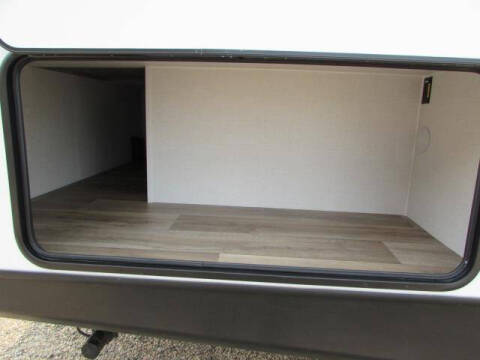 2025 KEYSTONE P 284QB