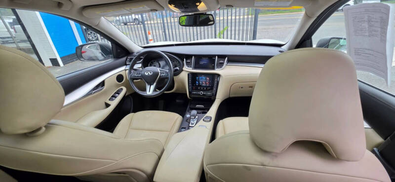 2021 Infiniti QX50 Luxe