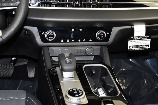 2026 Mitsubishi Outlander Trail Edition