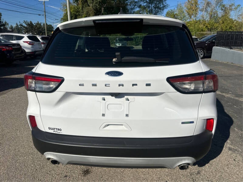2020 Ford Escape S