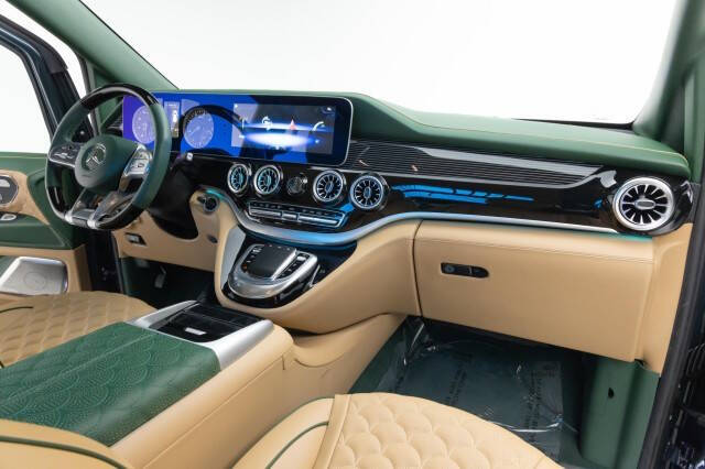 2022 Mercedes-Benz Metris Passenger