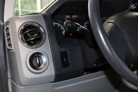 2009 Ford E-Series E-350 SD