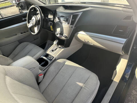 2011 Subaru Outback 2.5i Premium