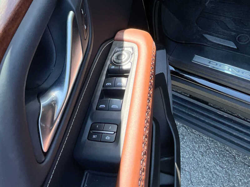 2024 GMC Yukon Denali Ultimate