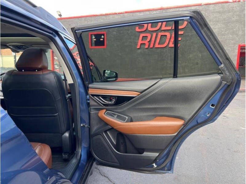 2020 Subaru Outback Touring