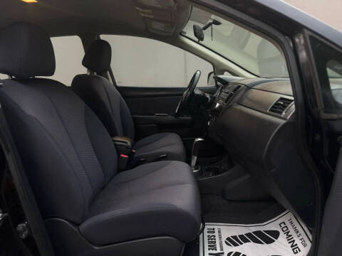 2008 Nissan Versa 1.8 S