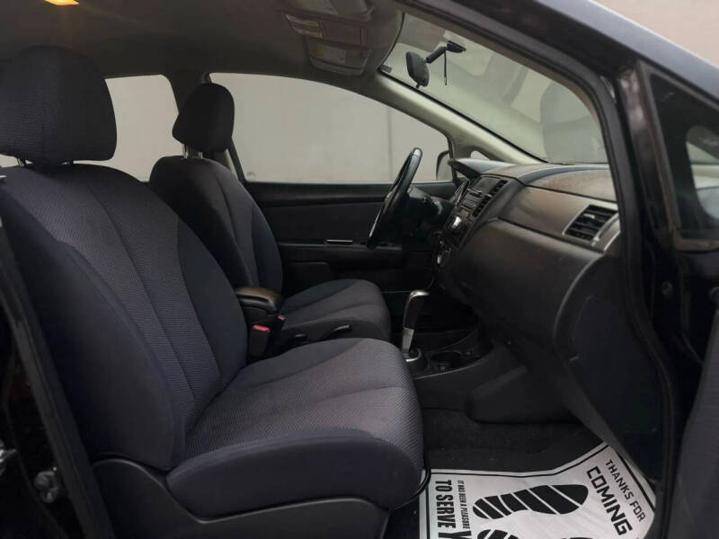 2008 Nissan Versa 1.8 S