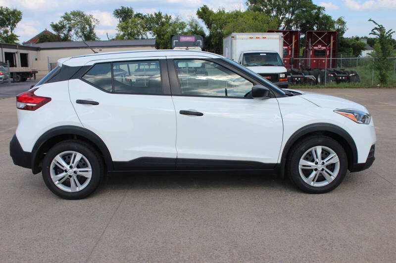 2020 Nissan Kicks S